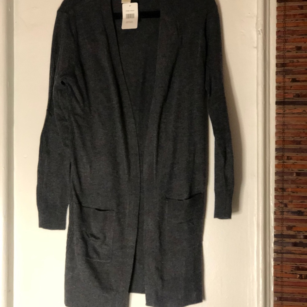 Gray sweater S size never worn